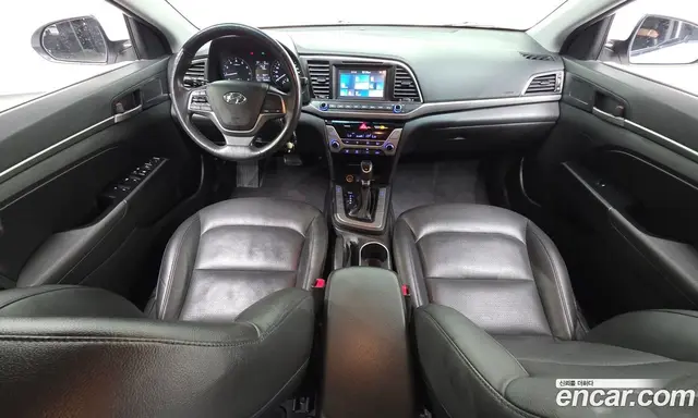 Hyundai Avante 2017 1.6 автомат (гидро), миниатюра 7