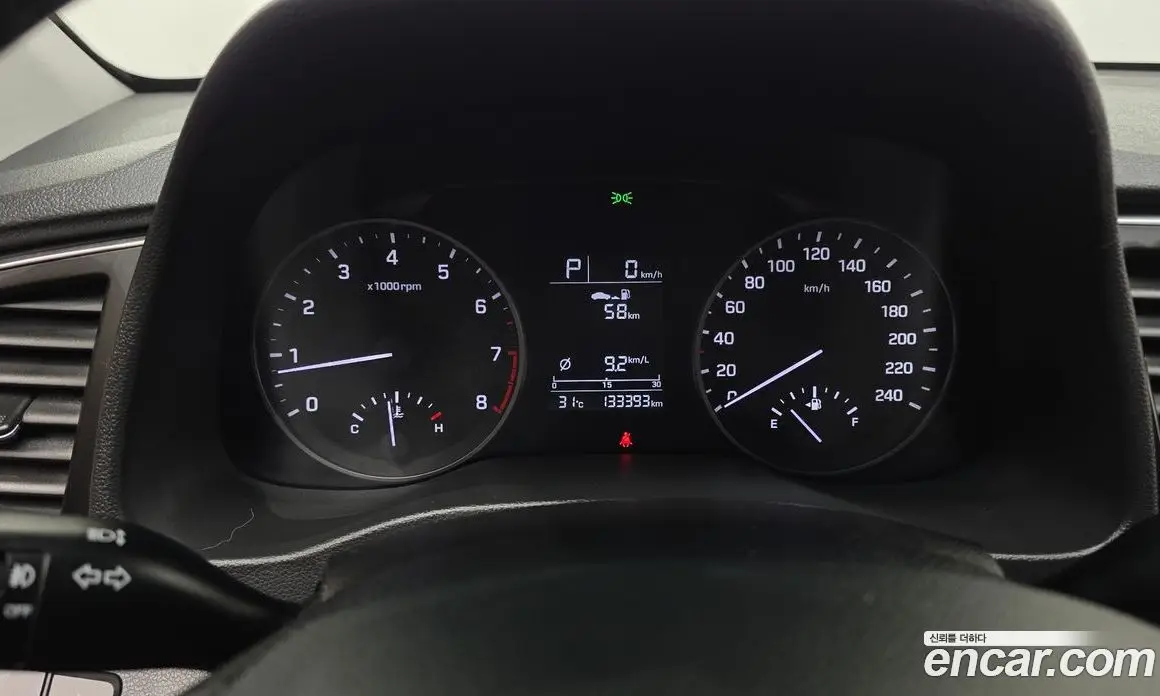 Hyundai Avante 2017 1.6 автомат (гидро), фото 8