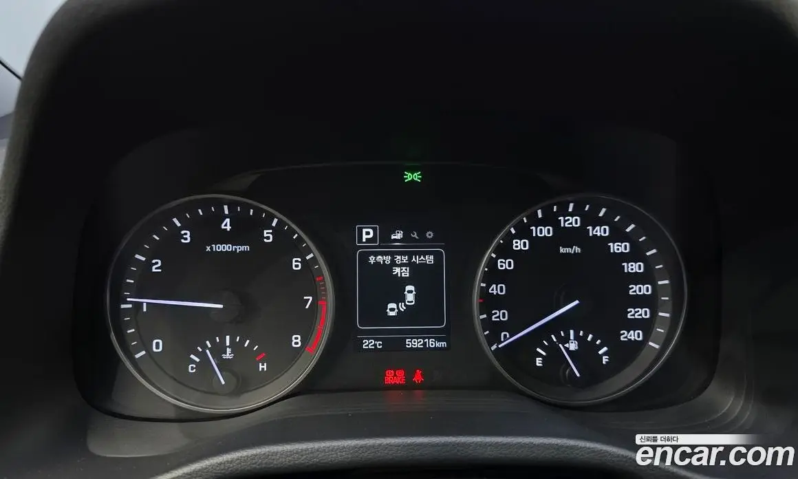 Hyundai Avante 2018 1.6 автомат (гидро), фото 11