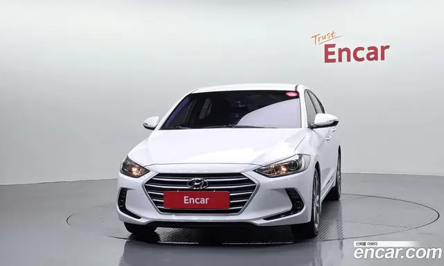 Hyundai Avante 2018 1.6 автомат (гидро), миниатюра 3