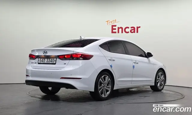 Hyundai Avante 2018 1.6 автомат (гидро), миниатюра 2 Hyundai Avante 2018 1.6 автомат (гидро), миниатюра 2