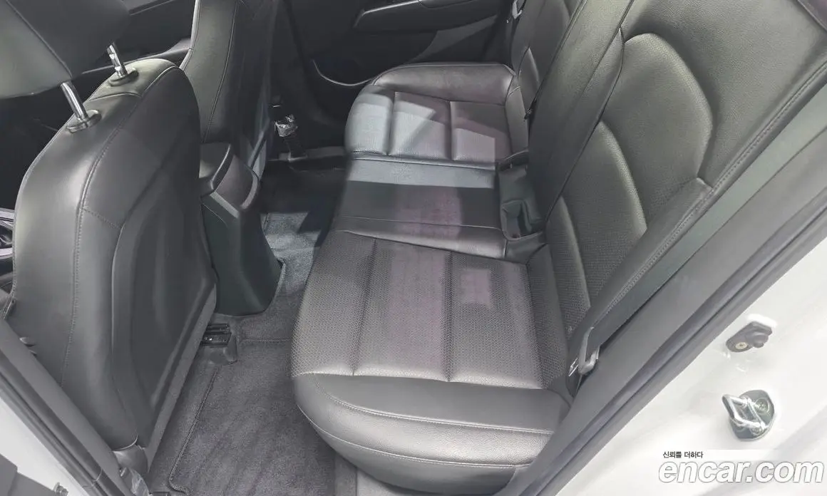 Hyundai Avante 2018 1.6 автомат (гидро), фото 16 Hyundai Avante 2018 1.6 автомат (гидро), фото 16