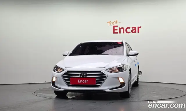 Hyundai Avante 2018 1.6 автомат (гидро), миниатюра 3 Hyundai Avante 2018 1.6 автомат (гидро), миниатюра 3