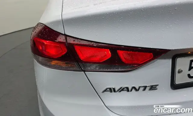 Hyundai Avante 2018 1.6 автомат (гидро), миниатюра 9 Hyundai Avante 2018 1.6 автомат (гидро), миниатюра 9