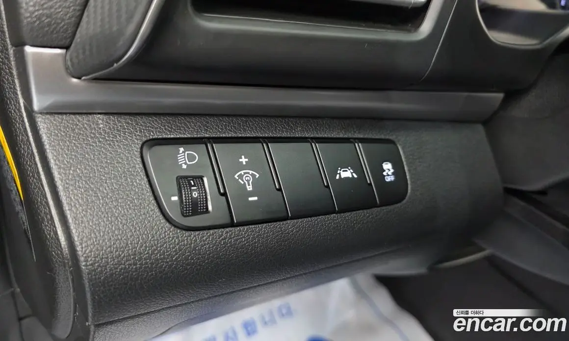 Hyundai Avante 2019 1.6 автомат (гидро), фото 17