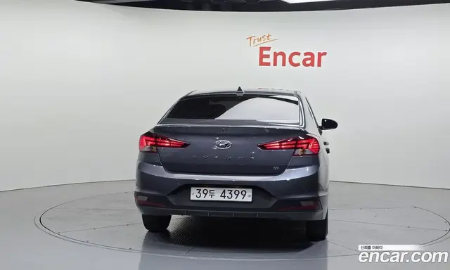Hyundai Avante 2019 1.6 автомат (гидро), миниатюра 4