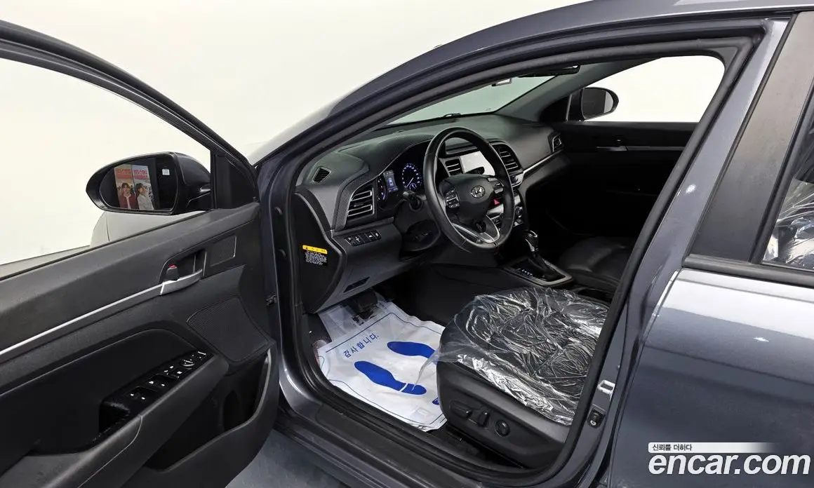 Hyundai Avante 2019 1.6 автомат (гидро), фото 10