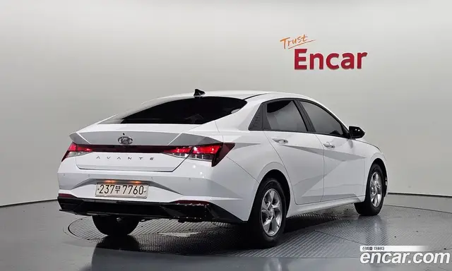 Hyundai Avante 2020 1.6 автомат (гидро), миниатюра 2