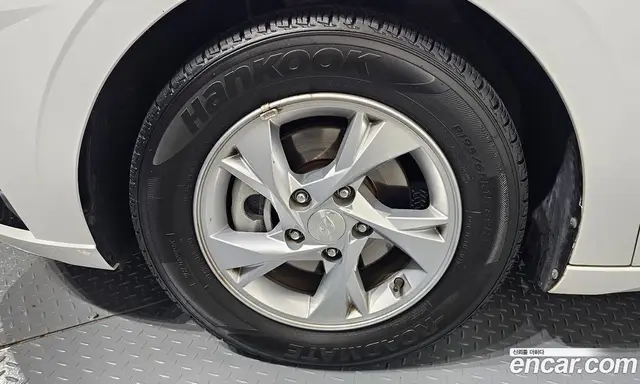 Hyundai Avante 2020 1.6 автомат (гидро), миниатюра 5