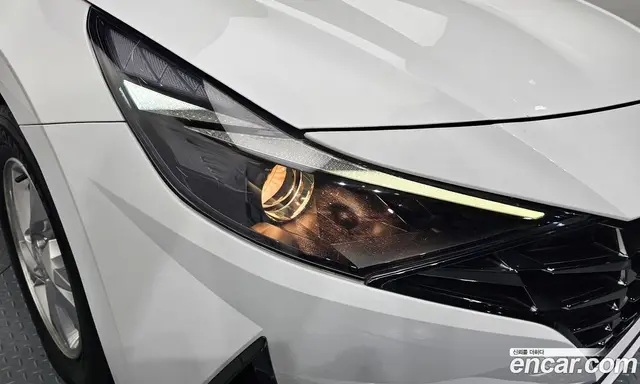 Hyundai Avante 2020 1.6 автомат (гидро), миниатюра 8