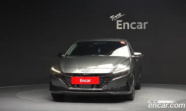 Hyundai Avante 2021 1.6 автомат (гидро), миниатюра 3