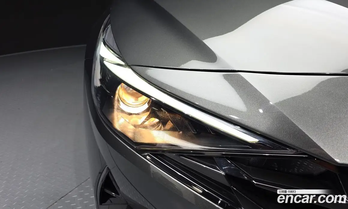Hyundai Avante 2021 1.6 автомат (гидро), фото 8