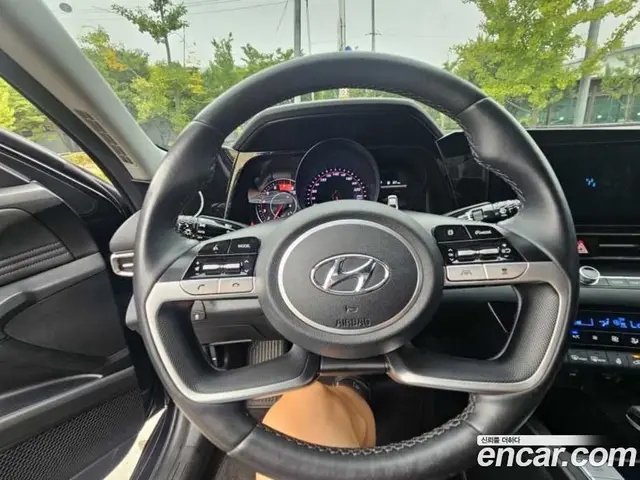 Hyundai Avante 2021 1.6 автомат (гидро), миниатюра 12