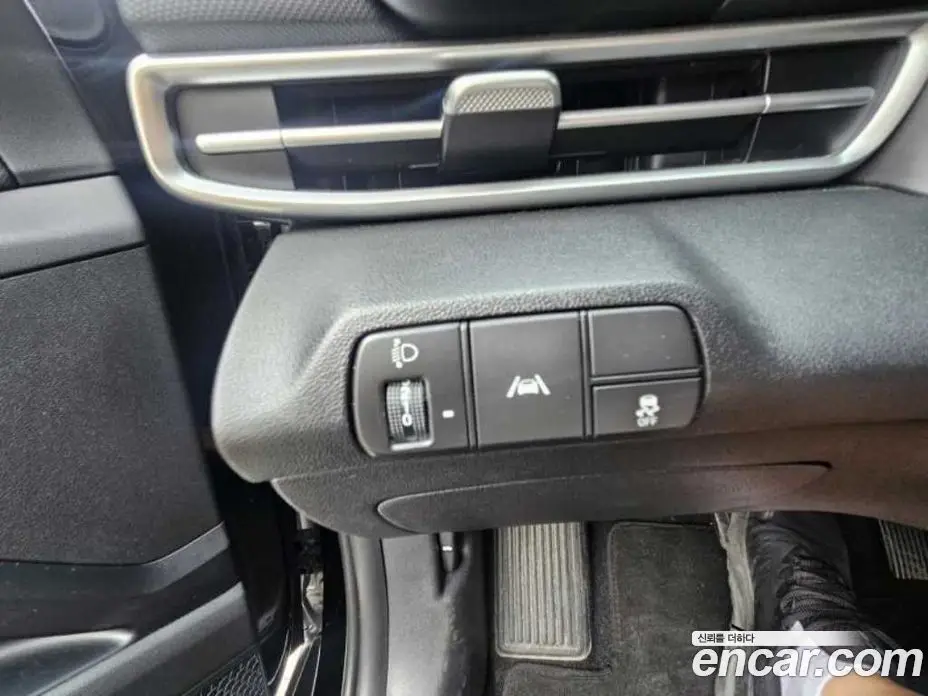 Hyundai Avante 2021 1.6 автомат (гидро), фото 13