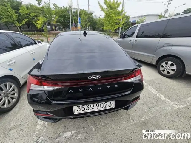 Hyundai Avante 2021 1.6 автомат (гидро), миниатюра 4