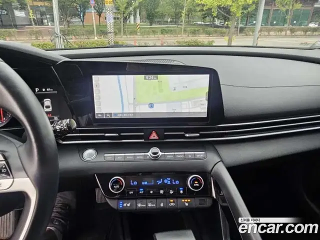 Hyundai Avante 2021 1.6 автомат (гидро), миниатюра 7