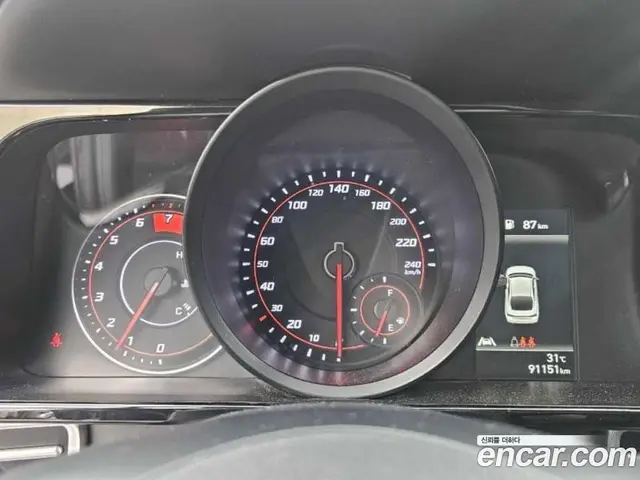 Hyundai Avante 2021 1.6 автомат (гидро), миниатюра 9