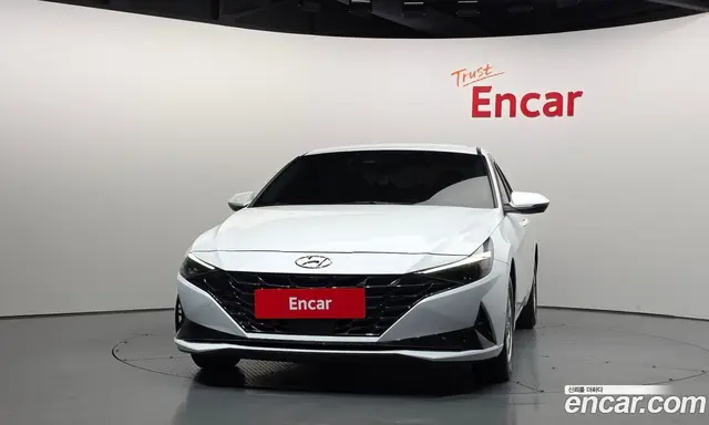 Hyundai Avante 2021 1.6 автомат (гидро), миниатюра 3