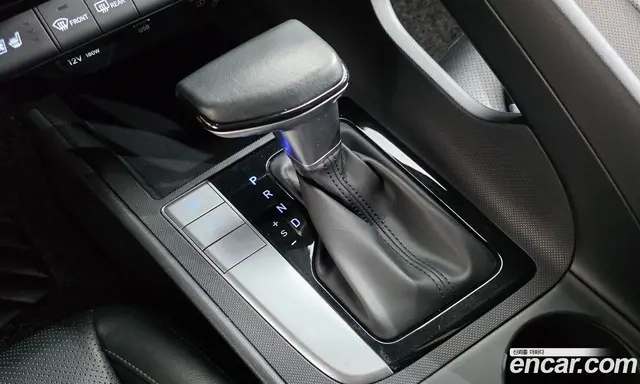 Hyundai Avante 2021 1.6 автомат (гидро), миниатюра 9