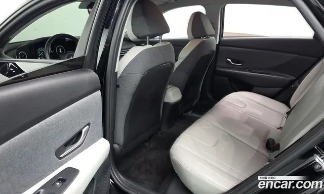 Hyundai Avante 2021 1.6 автомат (гидро), миниатюра 11