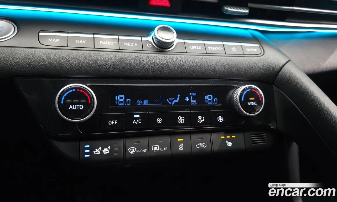 Hyundai Avante 2021 1.6 автомат (гидро), фото 16