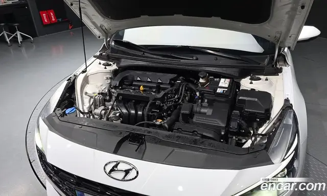 Hyundai Avante 2021 1.6 автомат (гидро), миниатюра 6