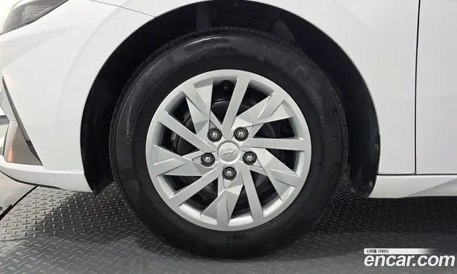 Hyundai Avante 2022 1.6 автомат (гидро), миниатюра 5 Hyundai Avante 2022 1.6 автомат (гидро), миниатюра 5