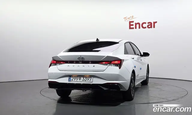 Hyundai Avante 2022 1.6 автомат (гидро), миниатюра 4 Hyundai Avante 2022 1.6 автомат (гидро), миниатюра 4