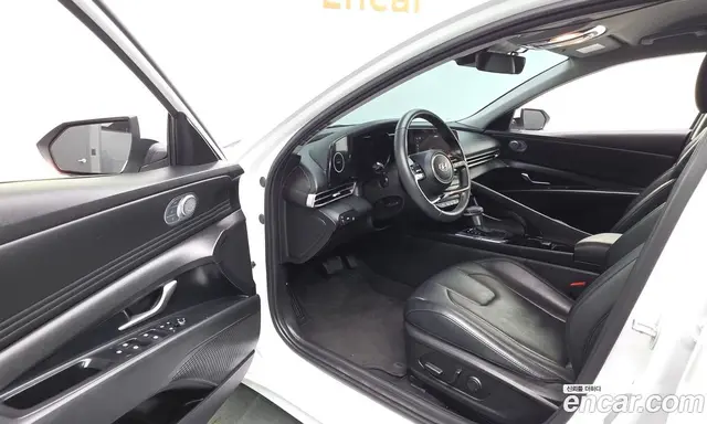 Hyundai Avante 2022 1.6 автомат (гидро), миниатюра 10 Hyundai Avante 2022 1.6 автомат (гидро), миниатюра 10