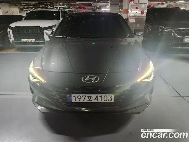 Hyundai Avante 2022 1.6 автомат (гидро), миниатюра 3 Hyundai Avante 2022 1.6 автомат (гидро), миниатюра 3