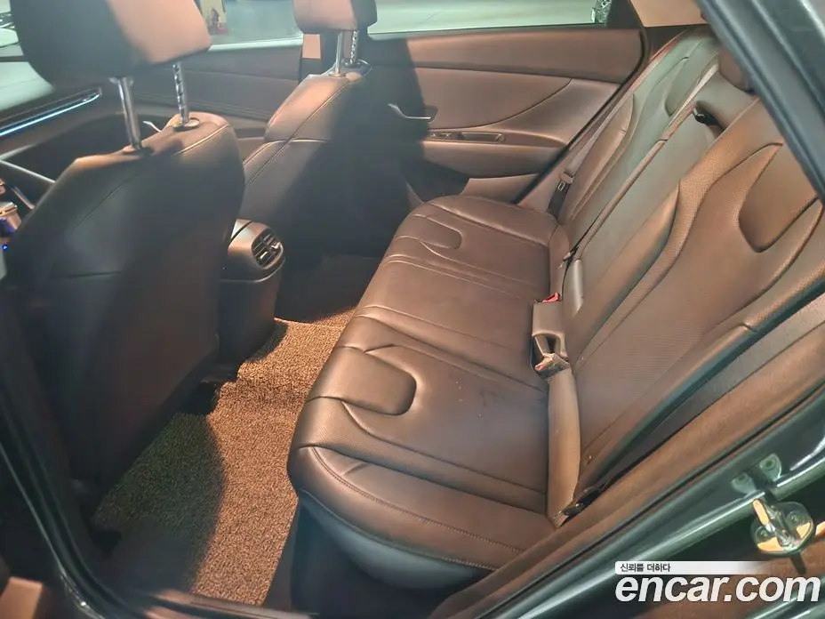 Hyundai Avante 2022 1.6 автомат (гидро), фото 10 Hyundai Avante 2022 1.6 автомат (гидро), фото 10