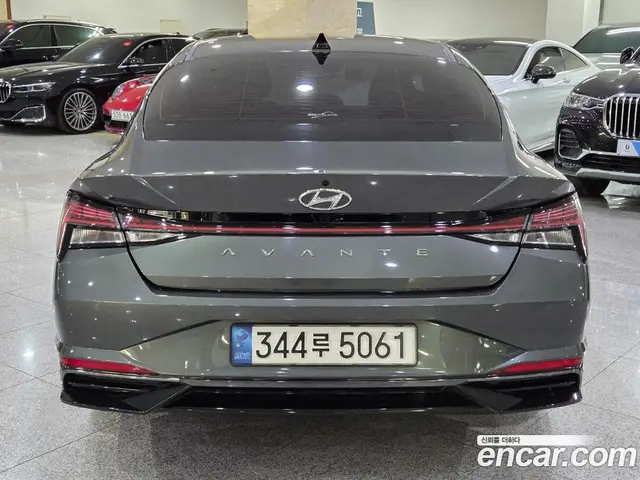 Hyundai Avante 2022 1.6 автомат (гидро), миниатюра 4