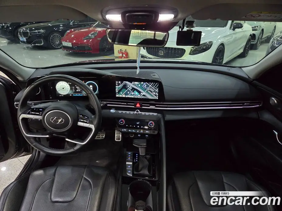 Hyundai Avante 2022 1.6 автомат (гидро), фото 8