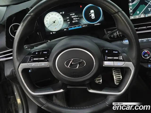Hyundai Avante 2022 1.6 автомат (гидро), миниатюра 9