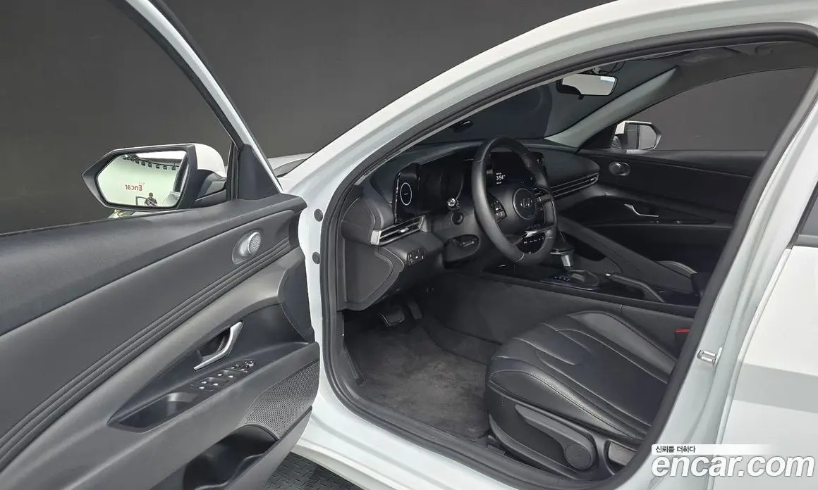 Hyundai Avante 2023 1.6 автомат (гидро), фото 13 Hyundai Avante 2023 1.6 автомат (гидро), фото 13