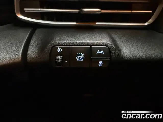 Hyundai Avante 2023 1.6 автомат (гидро), миниатюра 11