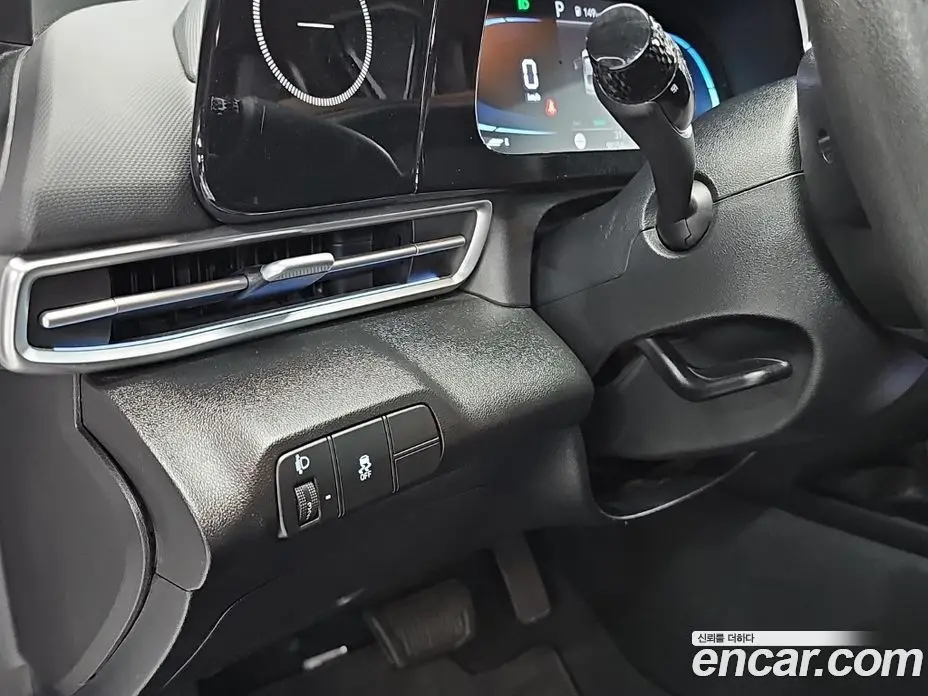 Hyundai Avante 2023 1.6 автомат (гидро), фото 16