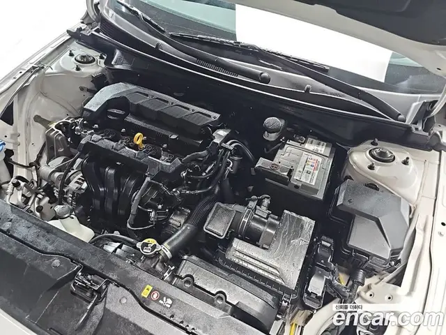 Hyundai Avante 2023 1.6 автомат (гидро), миниатюра 5