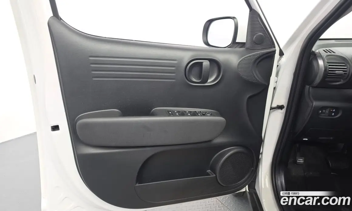 Hyundai Casper 2022 1.0 автомат (гидро), фото 14