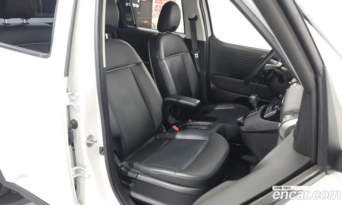 Hyundai Casper 2022 1.0 автомат (гидро), фото 16
