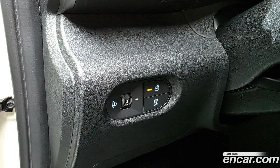 Hyundai Casper 2023 1.0 автомат (гидро), фото 12