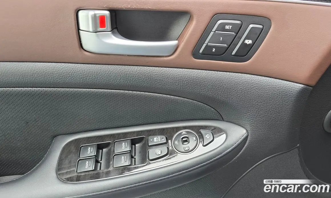 Hyundai Genesis 2012 3.8 автомат (гидро), фото 20