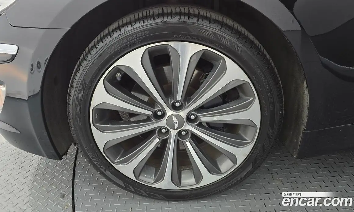 Hyundai Genesis 2012 3.8 автомат (гидро), фото 5