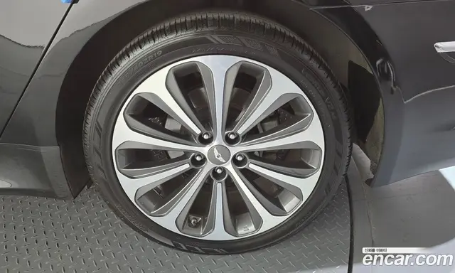Hyundai Genesis 2012 3.8 автомат (гидро), миниатюра 7