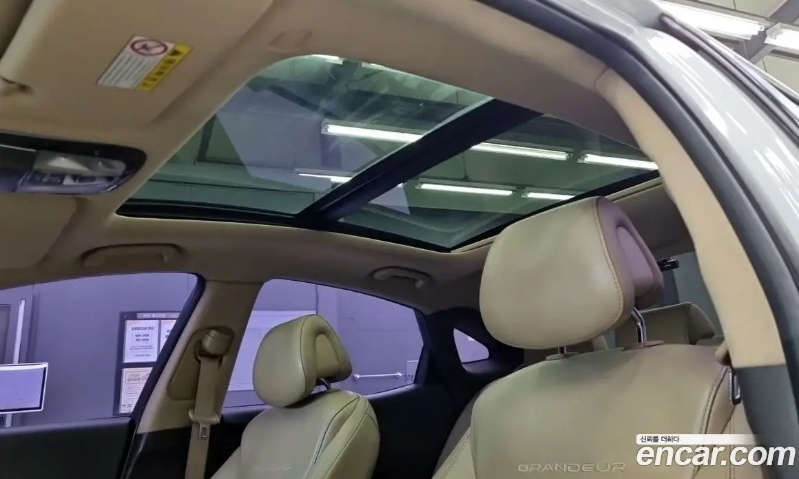 Hyundai Grandeur 2013 2.4 автомат (гидро), фото 14