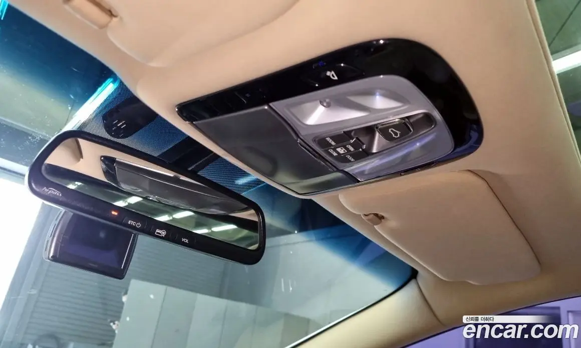 Hyundai Grandeur 2013 2.4 автомат (гидро), фото 17