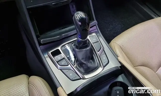 Hyundai Grandeur 2013 2.4 автомат (гидро), миниатюра 9