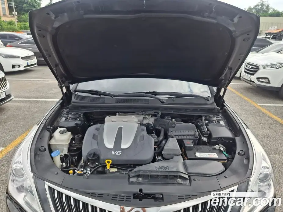 Hyundai Grandeur 2014 3.0 автомат (гидро), фото 5