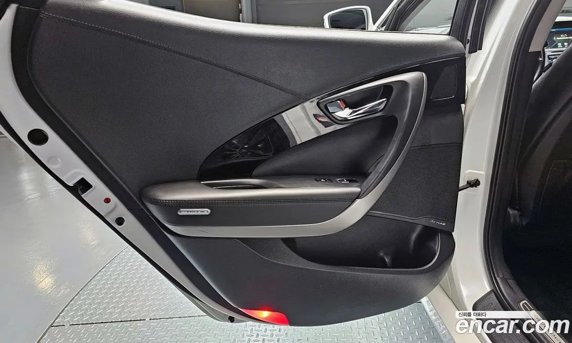 Hyundai Grandeur 2014 2.4 автомат (гидро), фото 15 Hyundai Grandeur 2014 2.4 автомат (гидро), фото 15