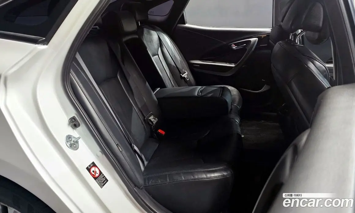 Hyundai Grandeur 2014 2.4 автомат (гидро), фото 17 Hyundai Grandeur 2014 2.4 автомат (гидро), фото 17
